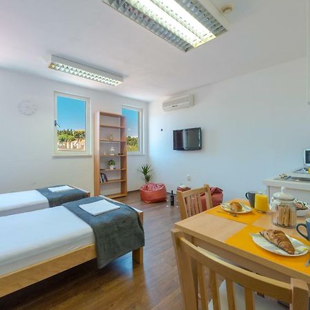 Studio Apartment Ivona ドゥブロブニク エクステリア 写真