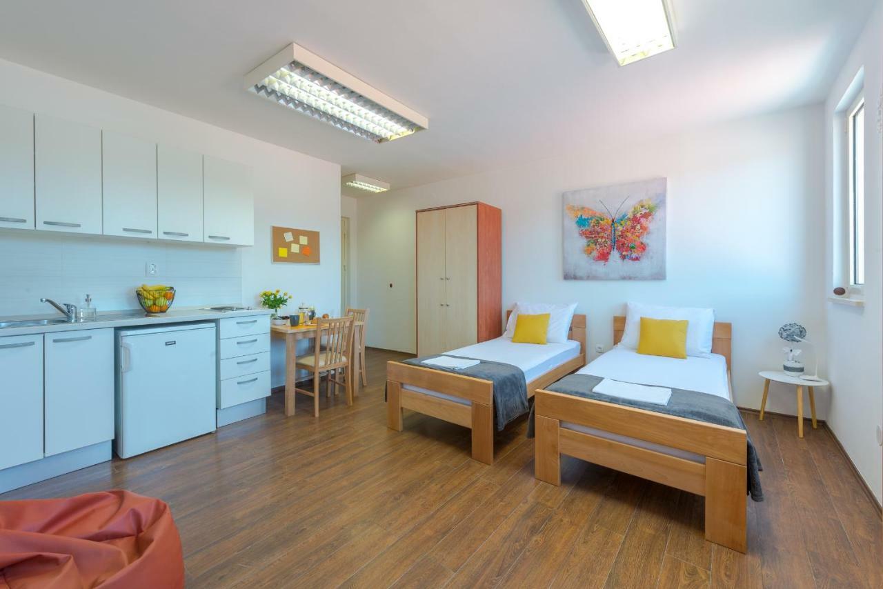 Studio Apartment Ivona ドゥブロブニク エクステリア 写真