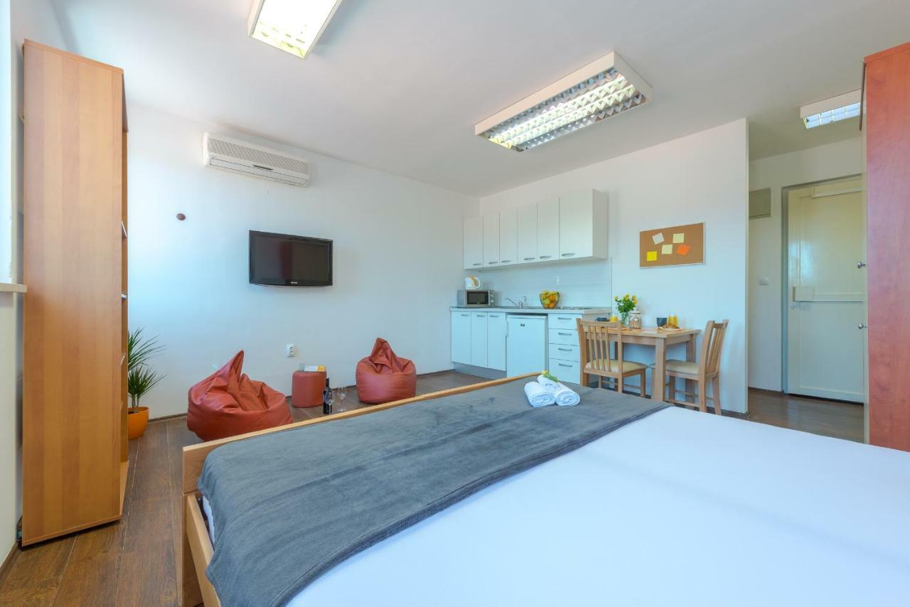 Studio Apartment Ivona ドゥブロブニク エクステリア 写真